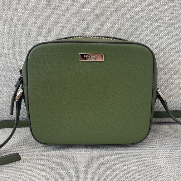 kate spade Handbags - Kate Spade Green Crossbody Purse